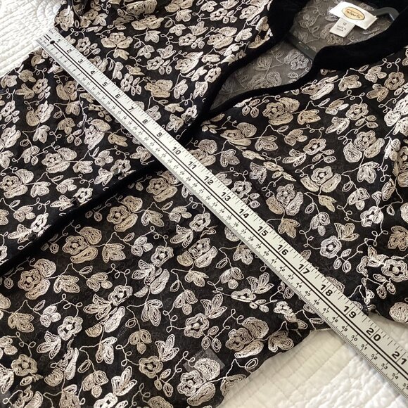 Talbots Womens Sheer Floral Embroidered Jacket Size 12 Black & White Nylon/Rayon - Picture 6 of 15